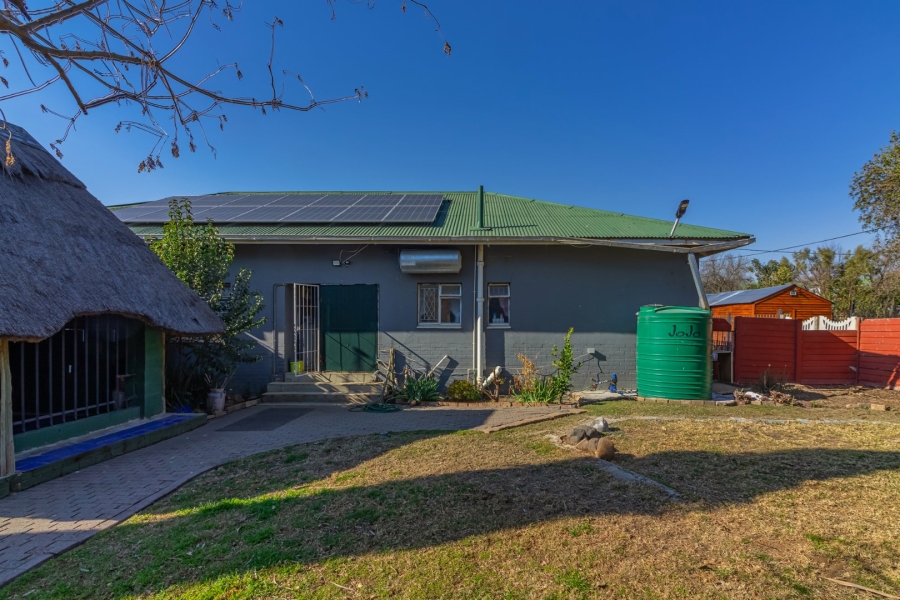 4 Bedroom Property for Sale in Suidrand Free State